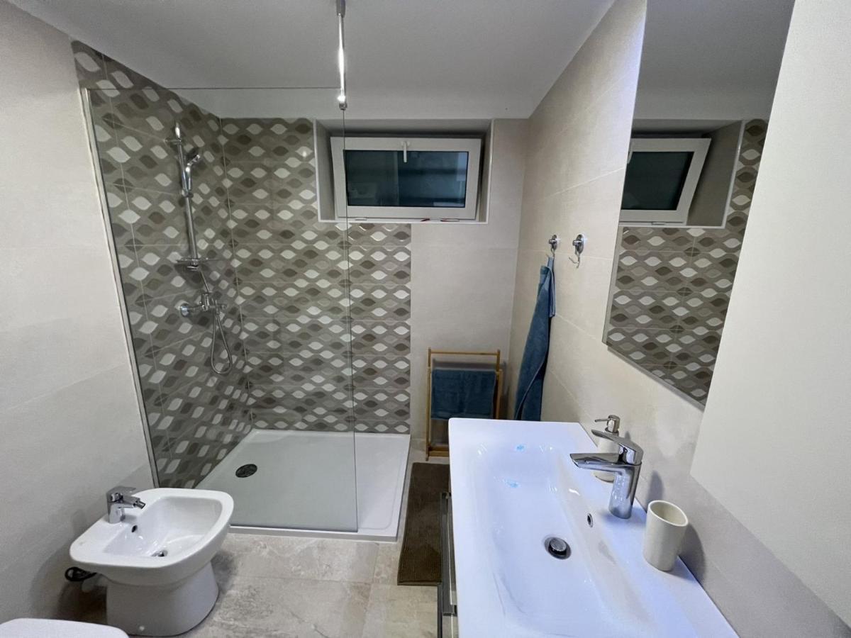 Apartment Hermes ลอฟราน ภายนอก รูปภาพ