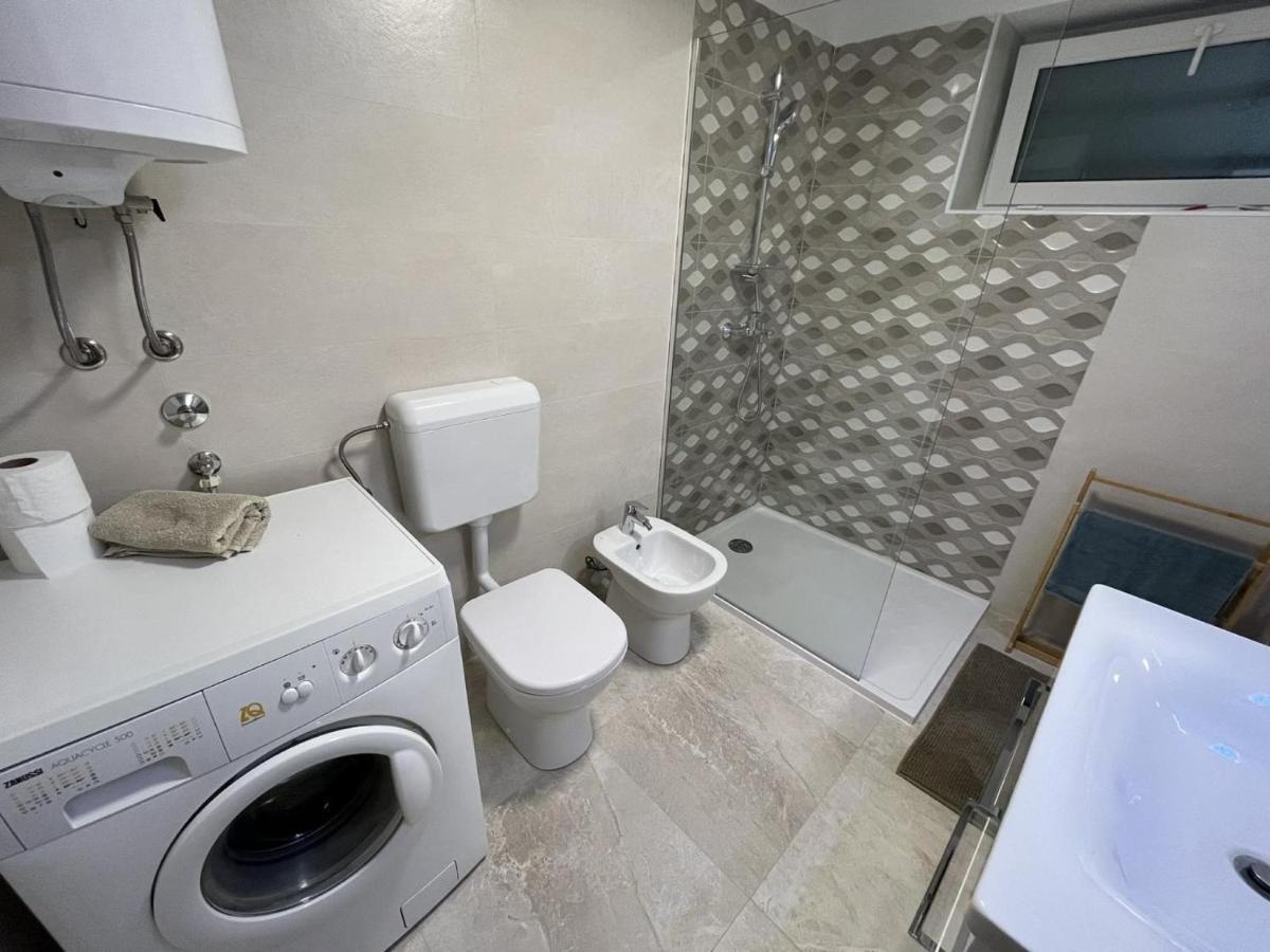 Apartment Hermes ลอฟราน ภายนอก รูปภาพ